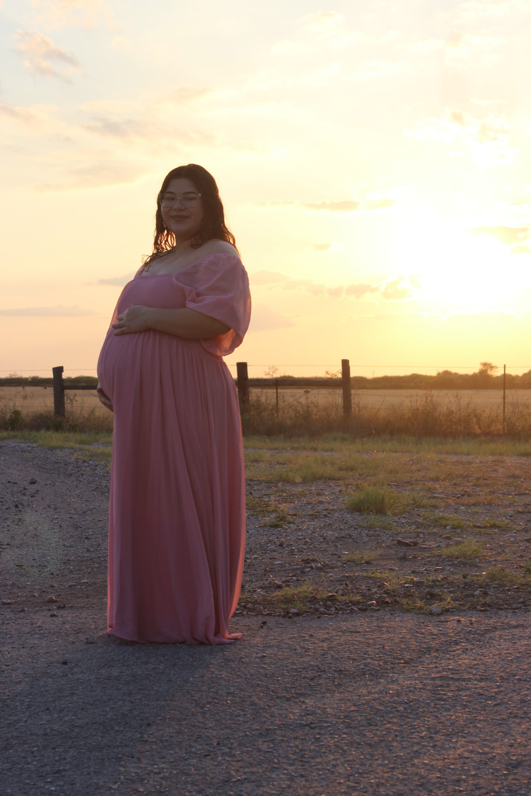 Life flying by? Want to capture a life change to look back on? Call us for Maternity photography.